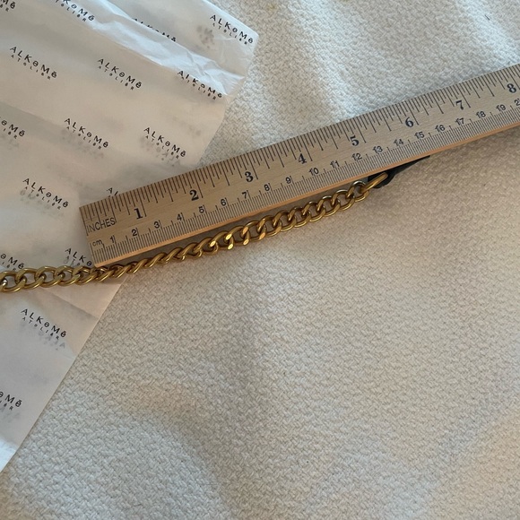 NEW Earth Pebbled Vegan Leather Black Crossbody Handbag w/ Duster - Picture 16 of 16